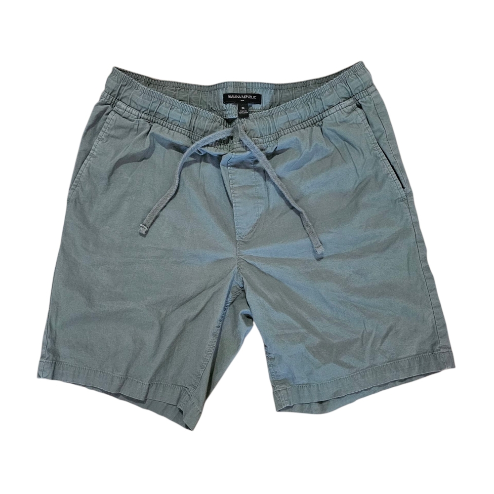 Olive Green Banana Republic chino shorts with drawstring waist